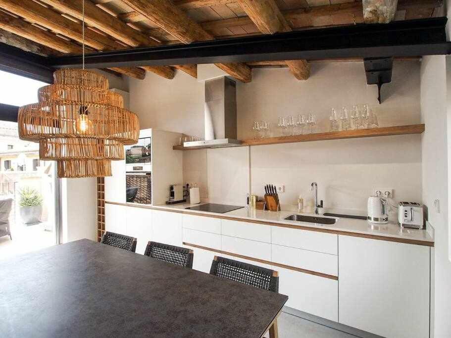 Velo Vern 3 Luxury Penthouse W Views Of City Wall Girona Eksteriør billede