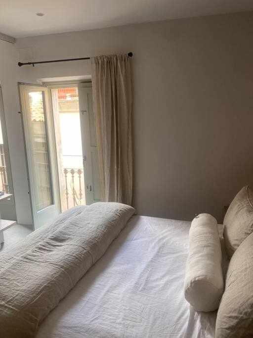 Velo Vern 3 Luxury Penthouse W Views Of City Wall Girona Eksteriør billede